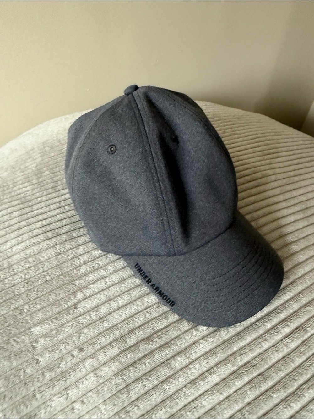 Under Armour Baseball Cap- Ponytail Back - Picture 1 of 3